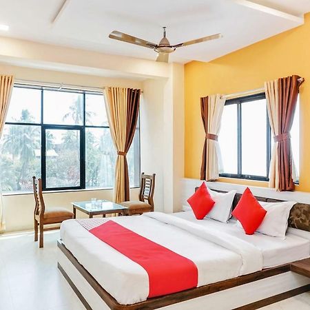 Oyo 29634 Hotel Navalai Pride Ратнагири Экстерьер фото