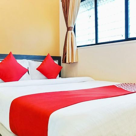 Oyo 29634 Hotel Navalai Pride Ратнагири Экстерьер фото